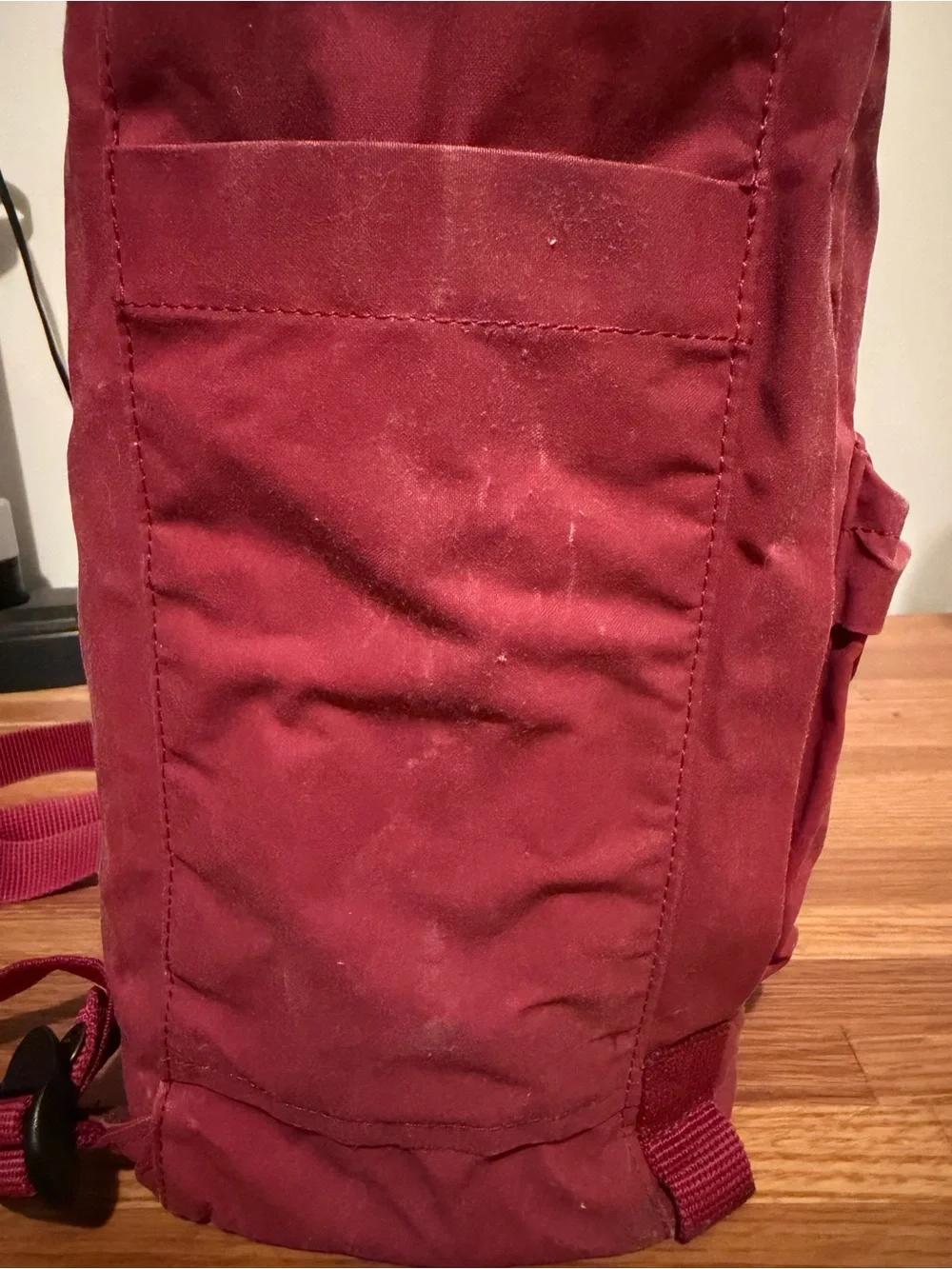 Fjallraven Kånken Backpack - Berry Red